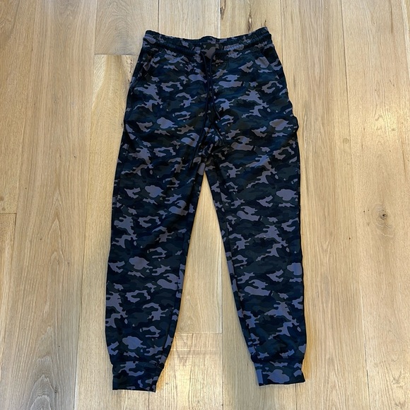 EUC fabletics joggers - Picture 1 of 4